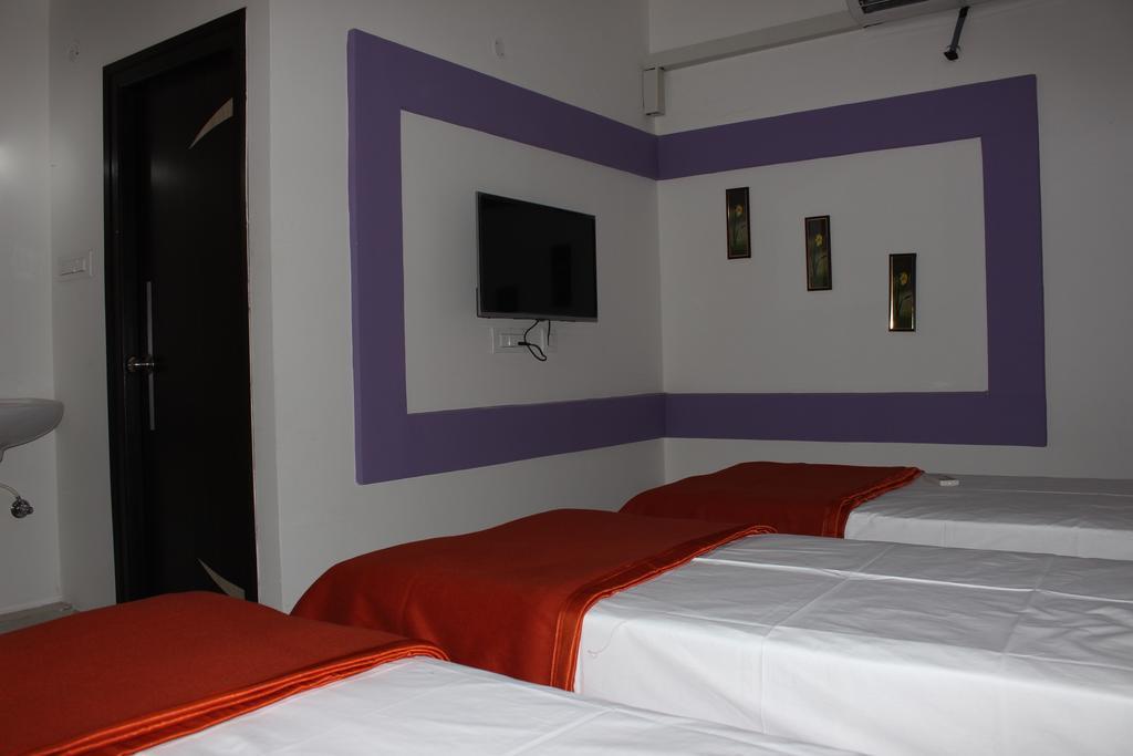 Mahas Inn Hyderabad Room photo